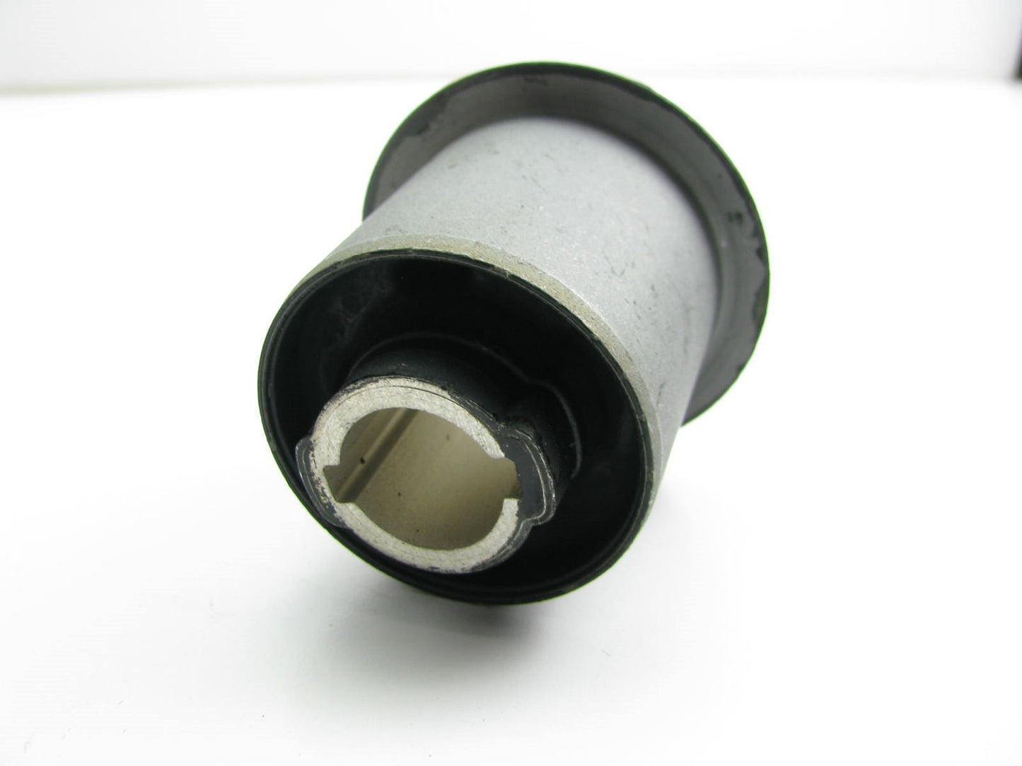 New Rear Suspension Crossmember Mount Bushing For 2014-15 4WD Sorento 554562W200