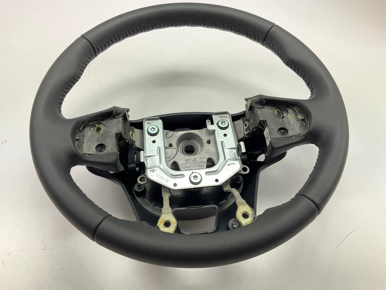 New Steering Wheel, Leather, OEM For 2012-2017 Kia Rio 561001W182HUDS