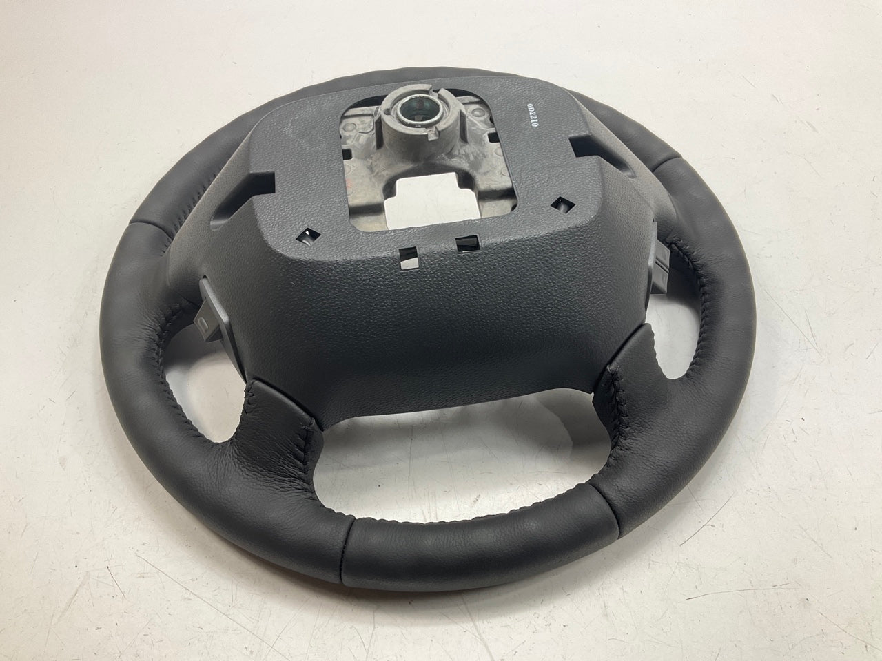 NEW GENUINE - Black LEATHER Steering Wheel OEM For 09-10 Kia Optima 561002G637VA