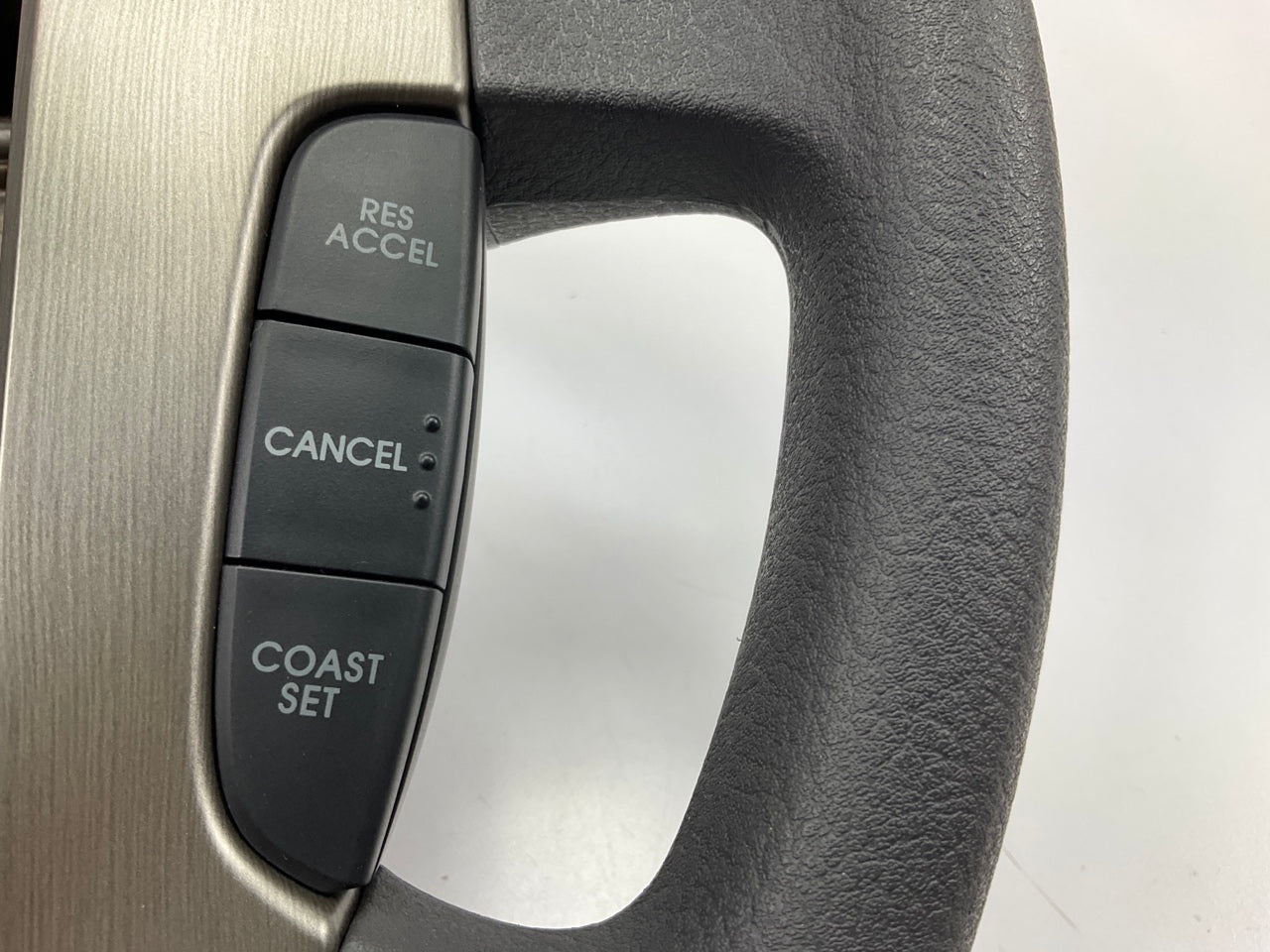 NEW GENUINE Steering Wheel OEM For 2004-2006 Kia Sorento 561003E522VA