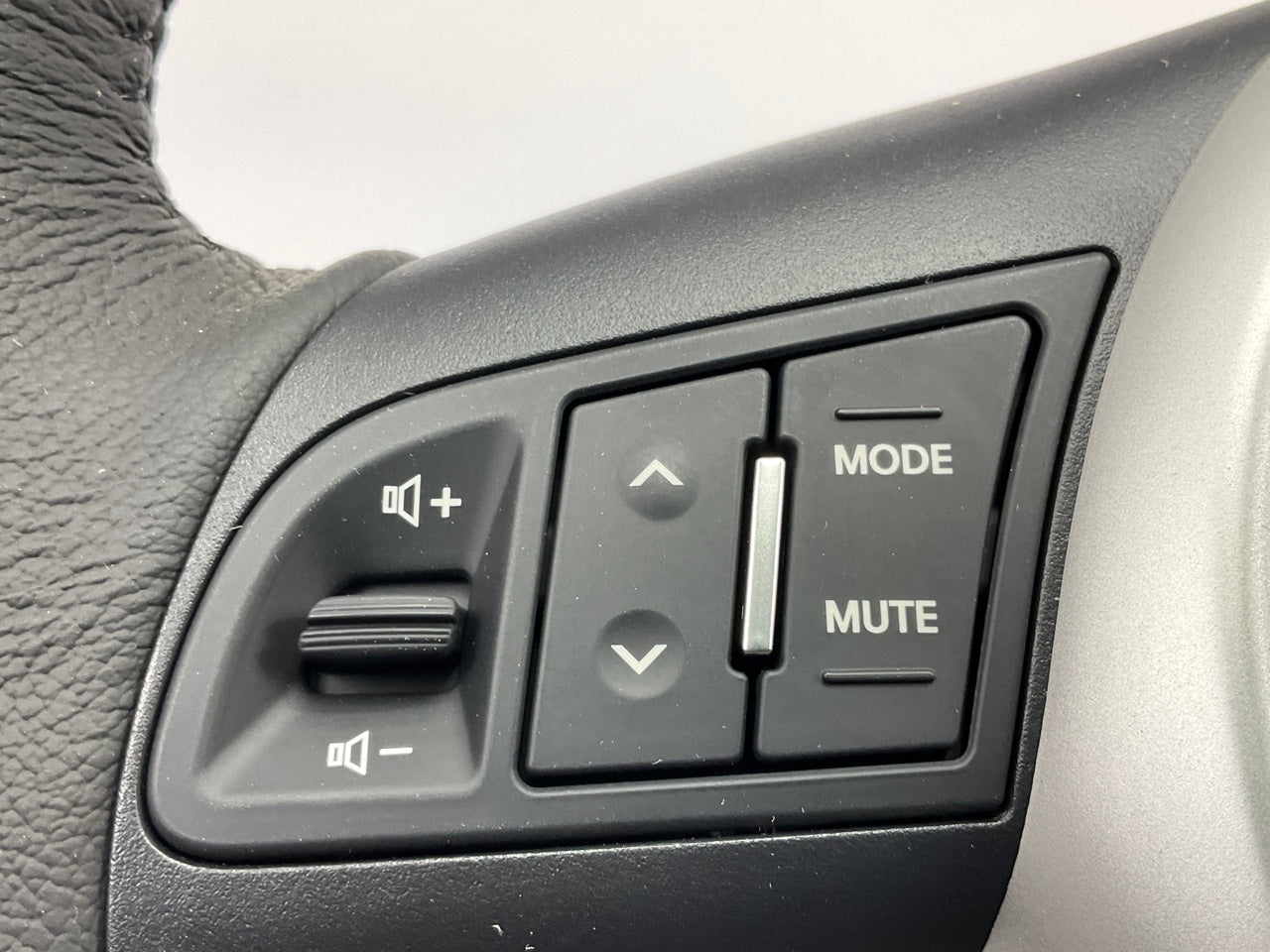 NEW GENUINE Leather Steering Wheel OEM For 2011-2013 Kia Optima 561004C000VA