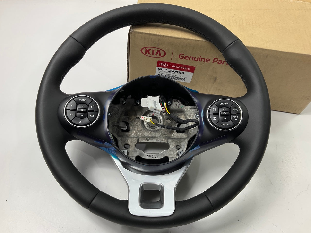 NEW Steering Wheel W/ Cruise Control Switches OEM For 19-21 Soul 56100J2020SL3