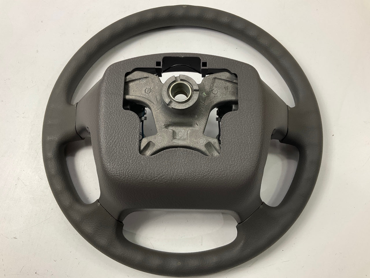NEW GENUINE Steering Wheel, Beige, OEM For 2004-2009 Kia Spectra 561102F510BQ