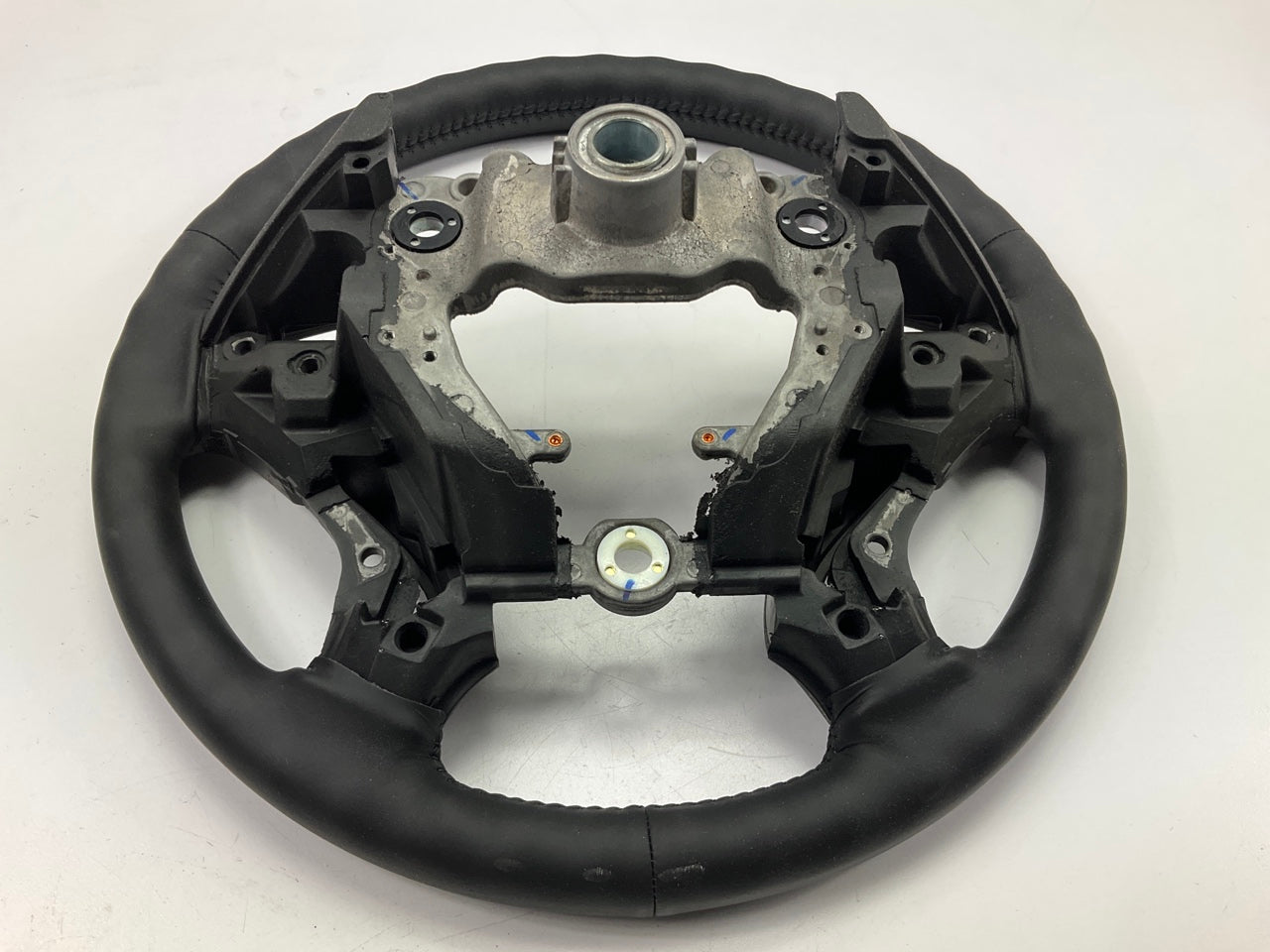 NEW GENUINE Steering Wheel OEM For 2012-2013 Kia Soul 561112K055AYA