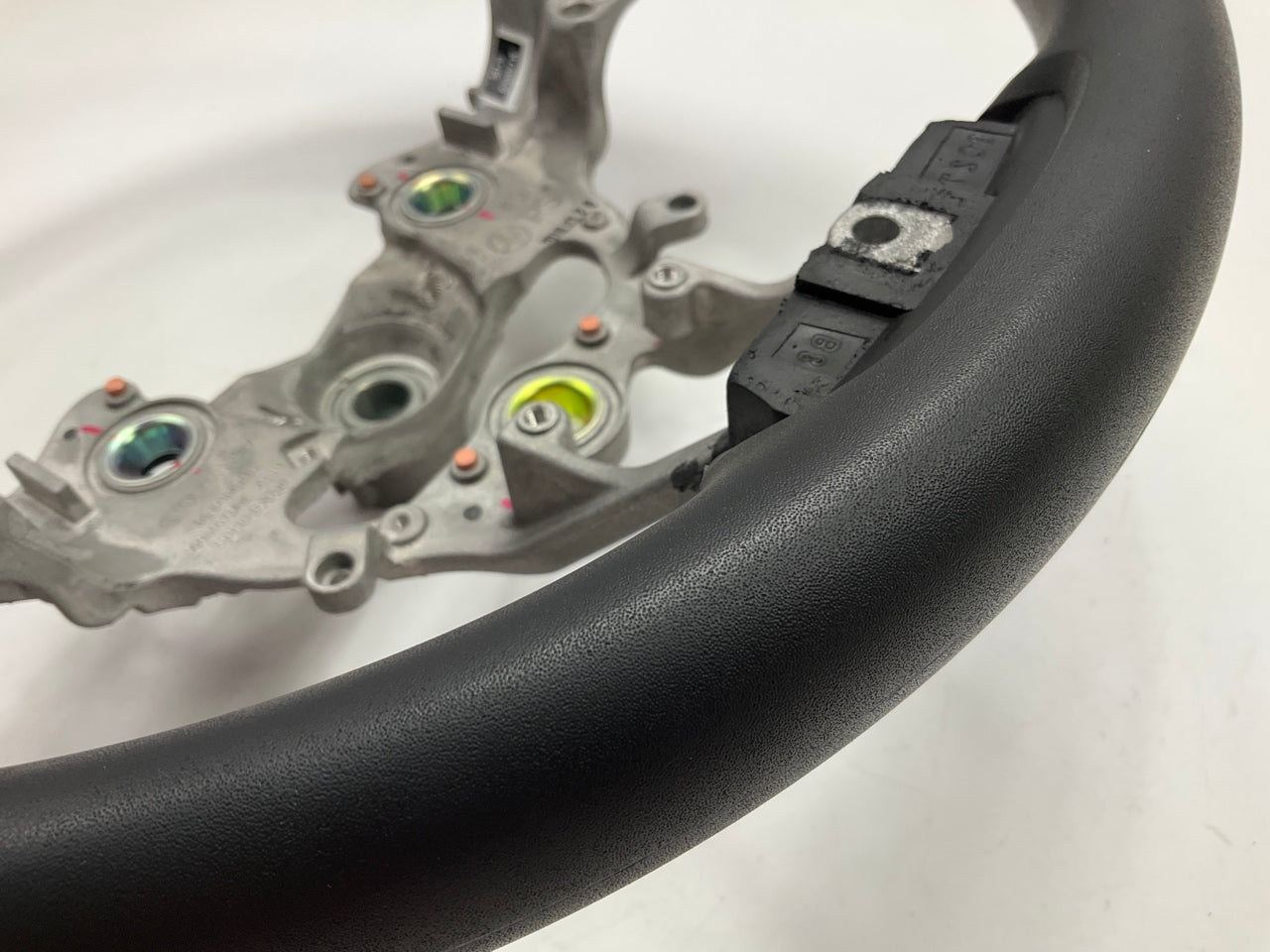 NEW Vinyl Steering Wheel OEM For 2019-2019 Kia Soul 56120B2000FFW