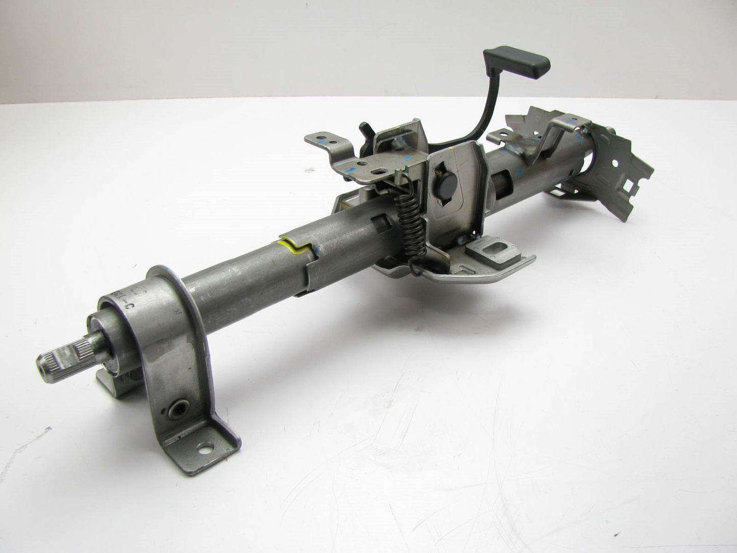 New Genuine Upper Steering Column Shaft OEM For 2005-2006 Kia Rio 563101G150