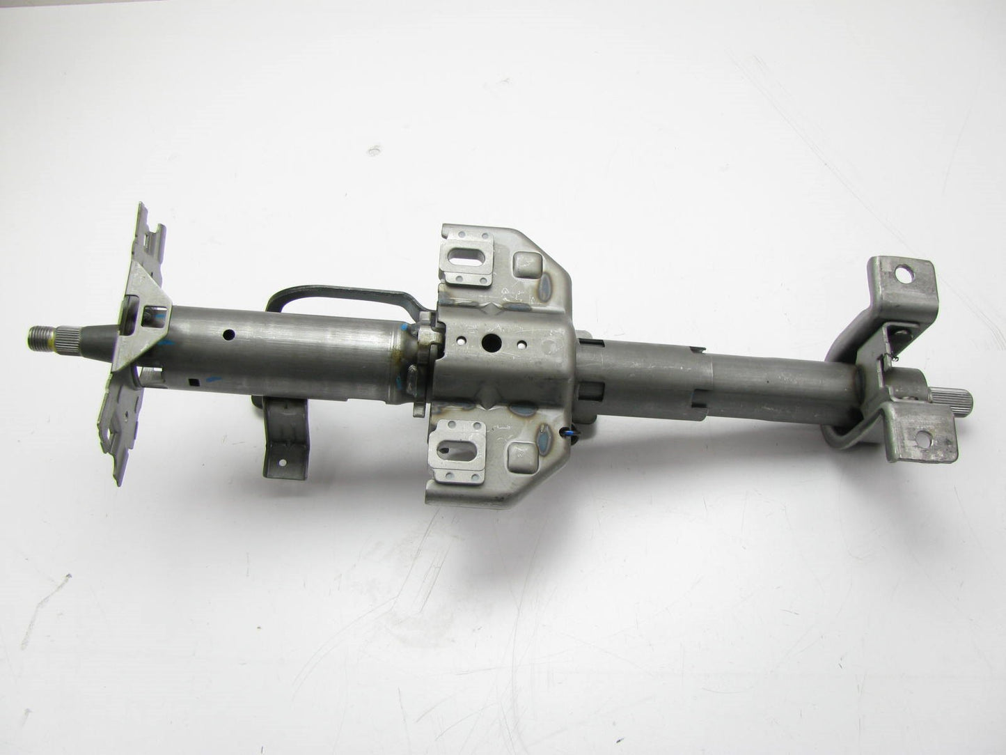 New Genuine Upper Steering Column Shaft OEM For 2005-2006 Kia Rio 563101G150