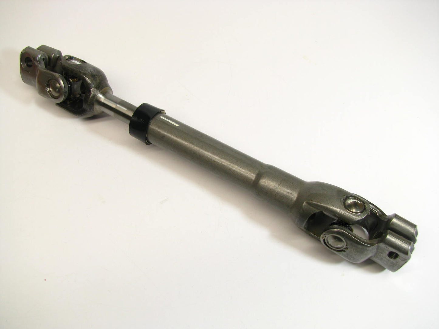 NEW - OEM 564001M000 Lower Steering Universal Joint Shaft For 2009-13 Kia Forte