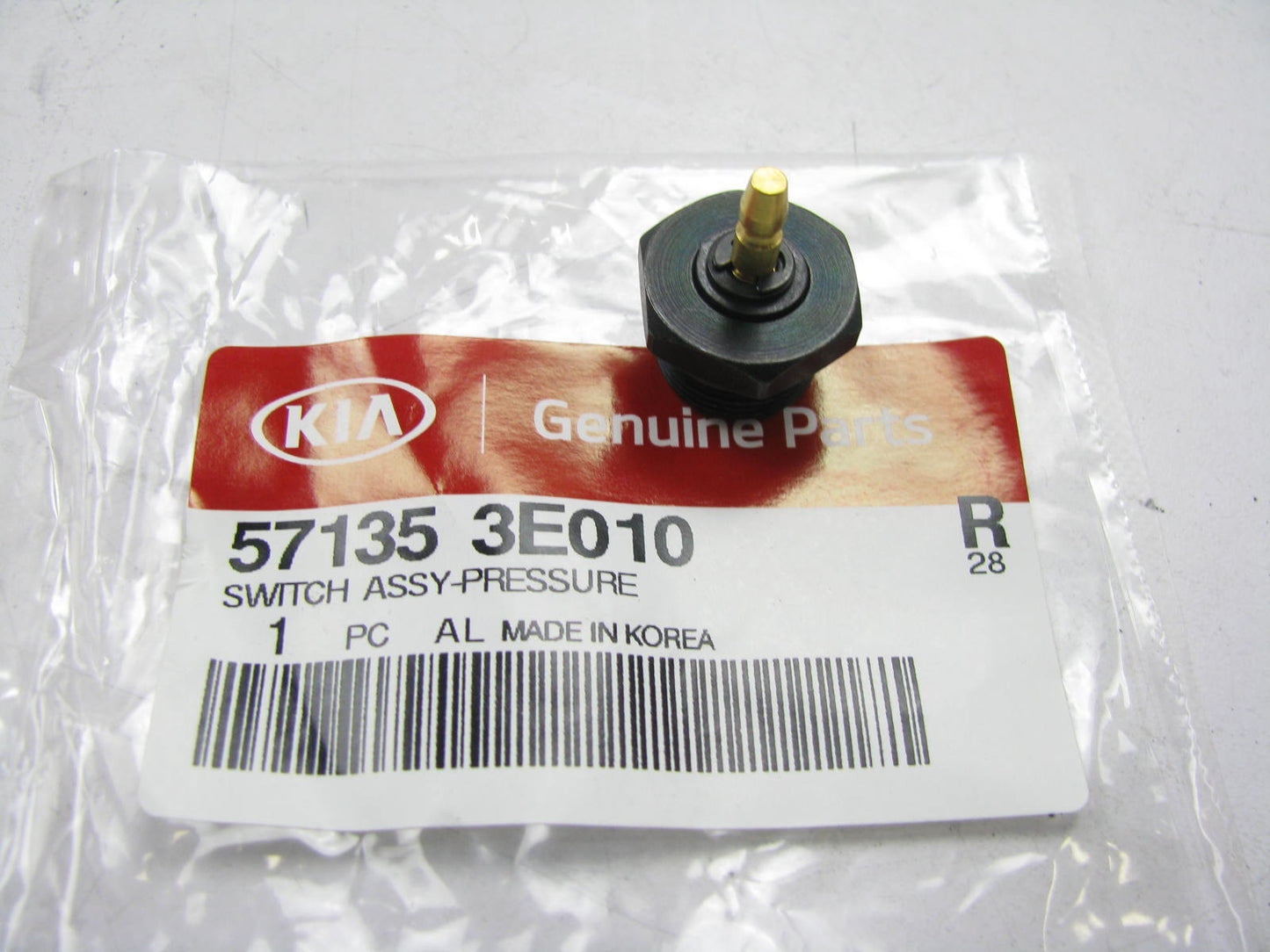 NEW Genuine Power Steering Pressure Switch OEM For 03-06 KIA Sorento 571353E010
