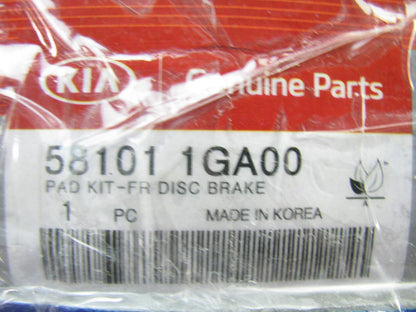 NEW GENUINE Original OEM Front Disc Brake Pads OEM For Kia 581011GA00