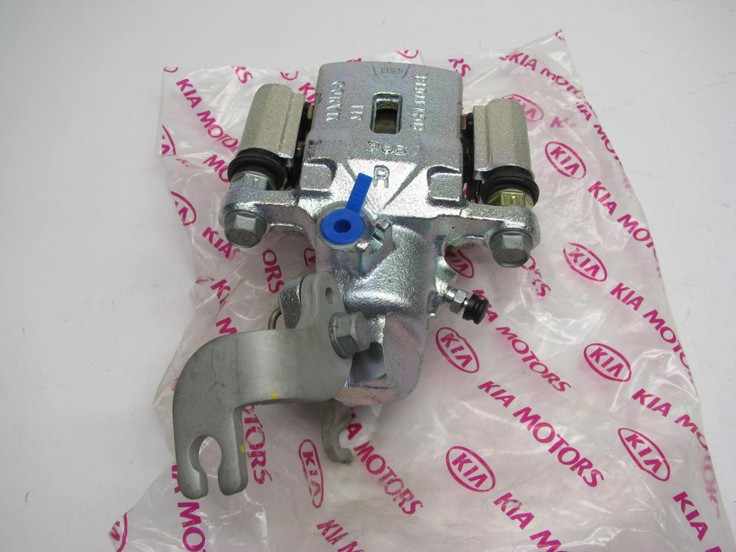 NEW - OEM 582302F300 Rear Right Disc Brake Caliper For 2005-2009 Kia Spectra