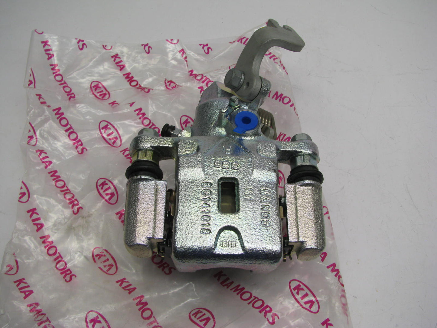 NEW - OEM 582302F300 Rear Right Disc Brake Caliper For 2005-2009 Kia Spectra
