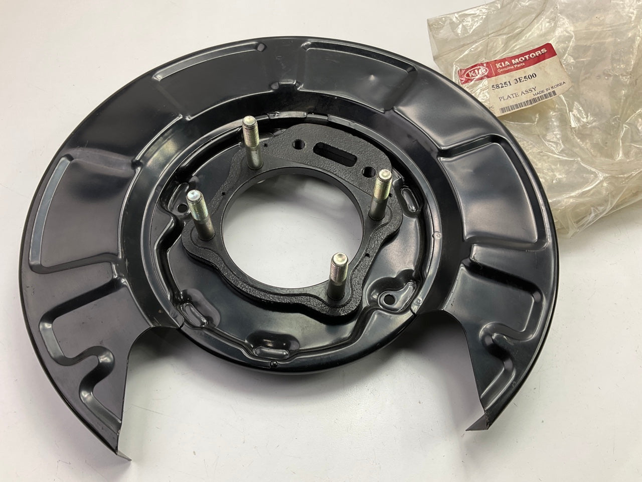 NEW Left Drivers Parking Brake Backing Plate OEM For 07-09 Sorento 582513E500