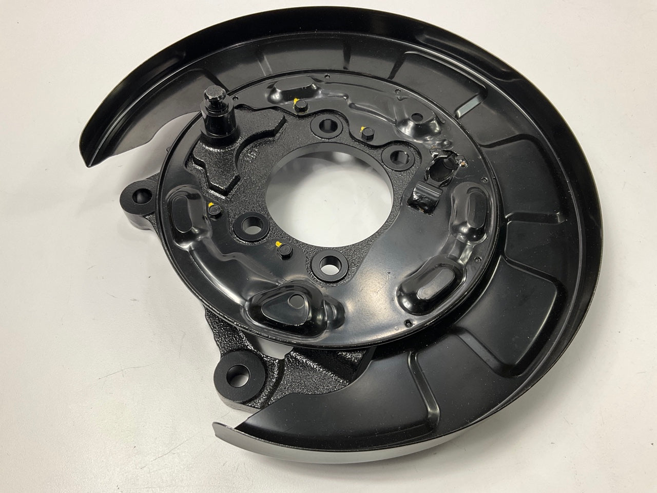 NEW - OEM 582522K500 Rear Right Brake Backing Plate For 2010-2013 Kia Soul
