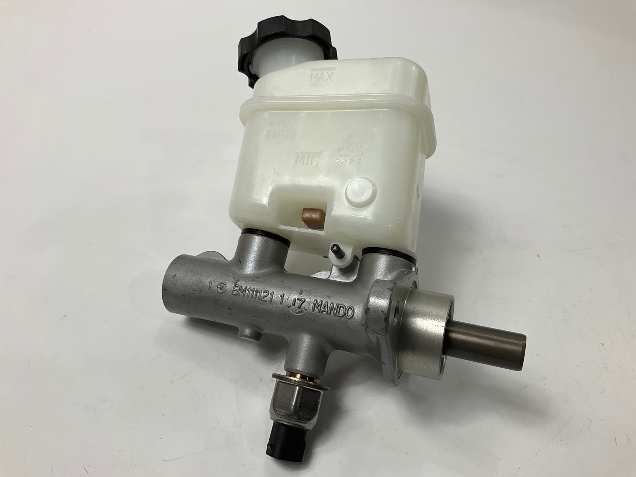 NEW GENUINE Brake Master Cylinder OEM For 2006-2008 Kia Optima 585102G210