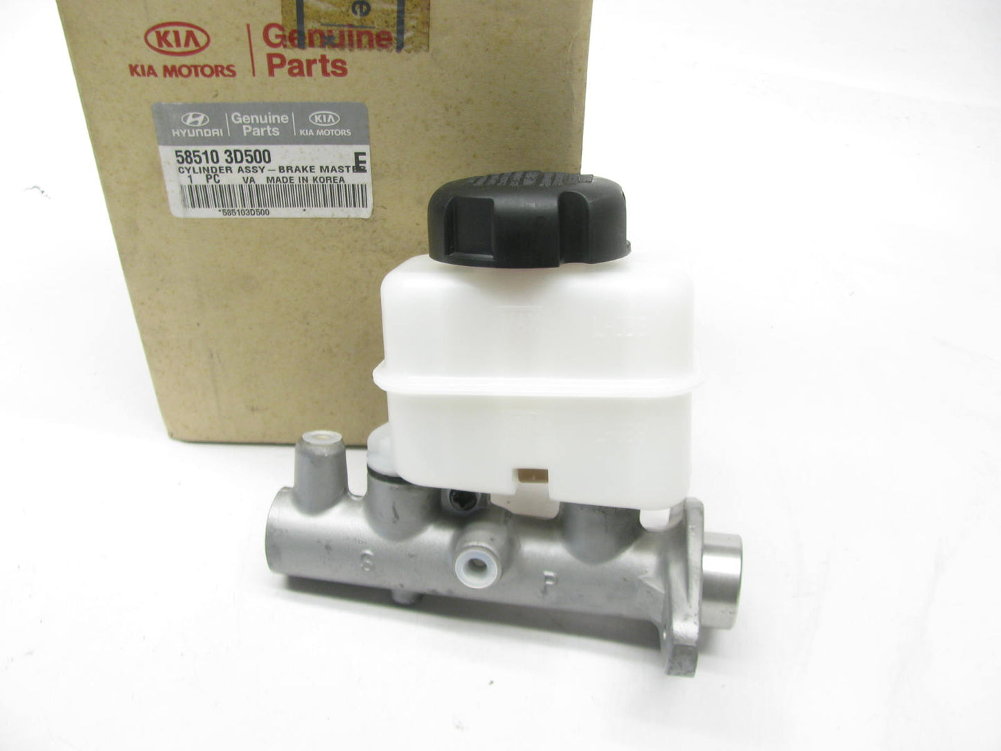 NEW - OEM 585103D500 Brake Master Cylinder For 2002-2006 Kia Optima