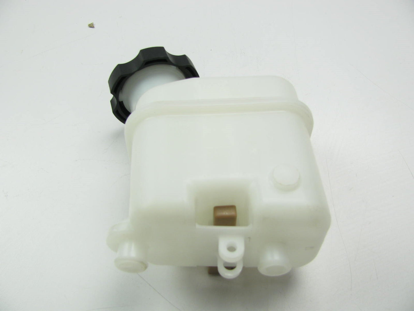 Brake Master Cylinder Plastic Reservoir Tank OEM For 09-10 Kia Optima 585292G010