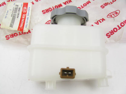 NEW GENUINE Brake Master Cylinder Fluid Reservoir OEM For 2001-2002 Kia Optima