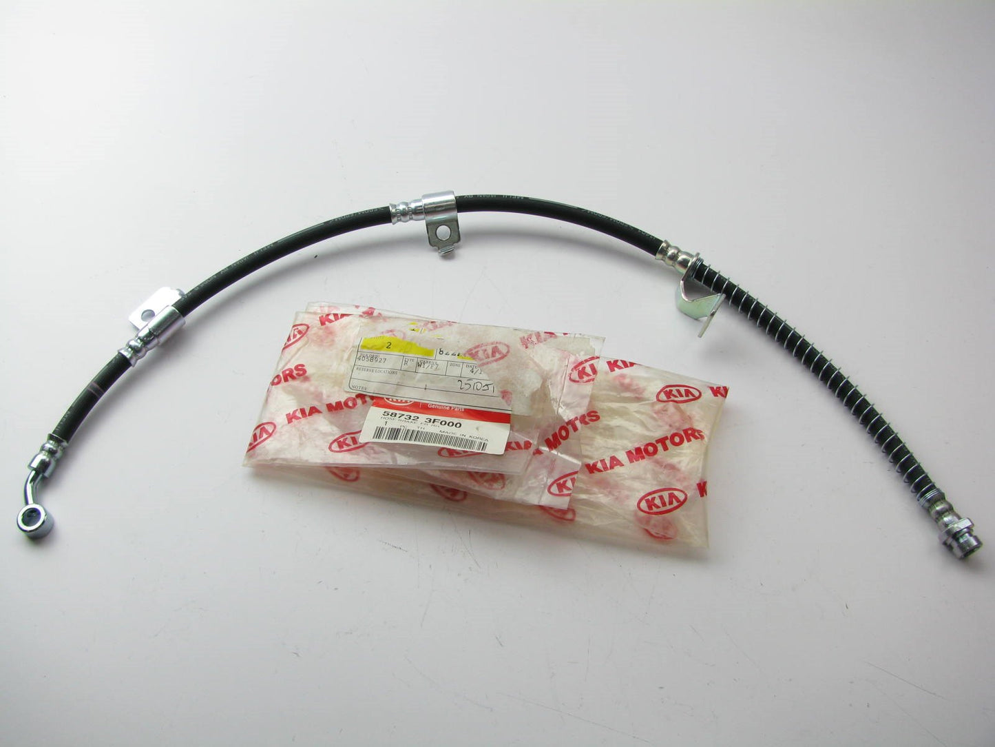 NEW GENUINE Front Right Side Flex Brake Hose For 04-06 Kia Amanti 587323F000