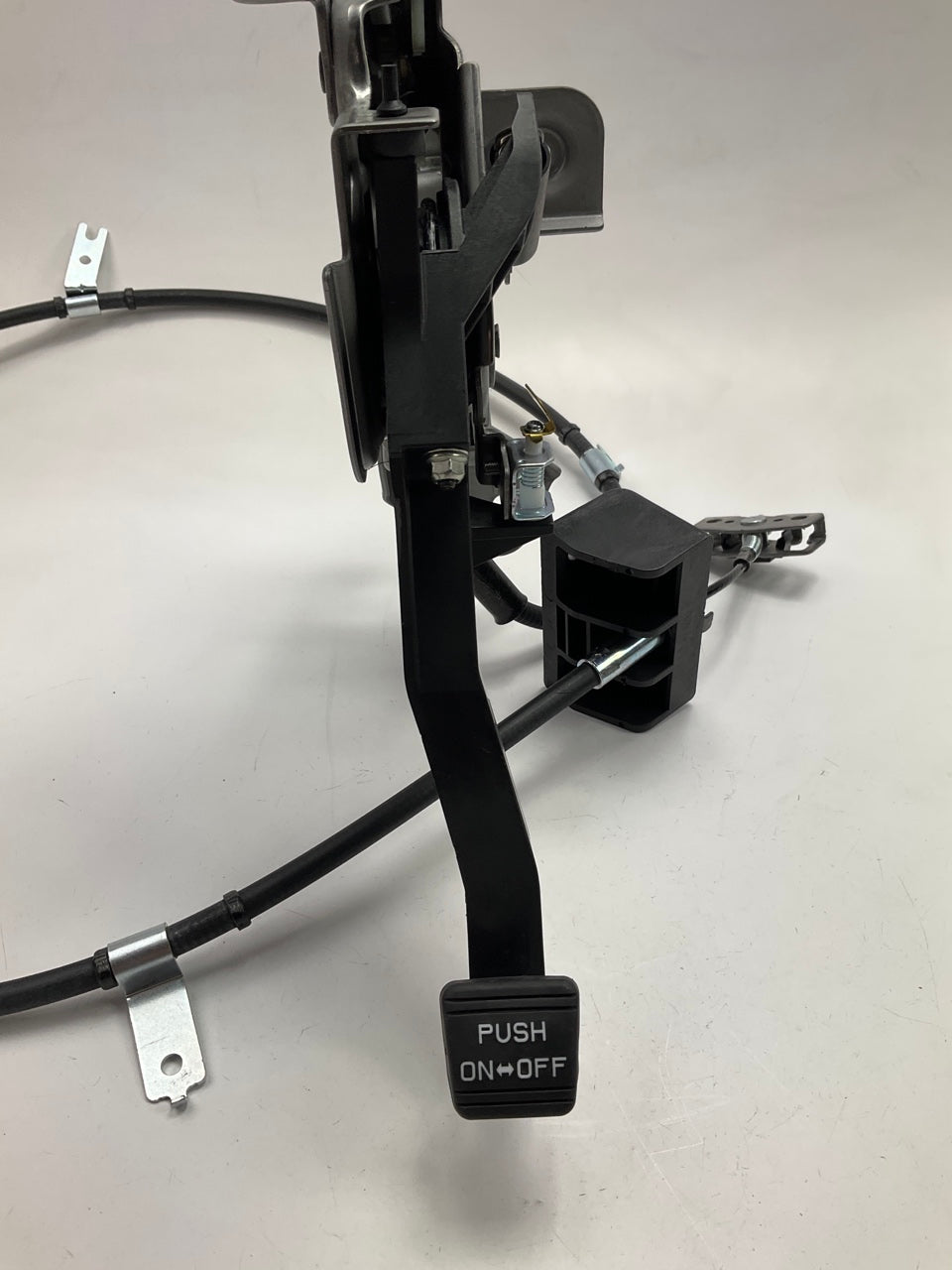 NEW Parking Brake Control Pedal & Cable OEM For 2017-2022 Kia Sportage 59700D900