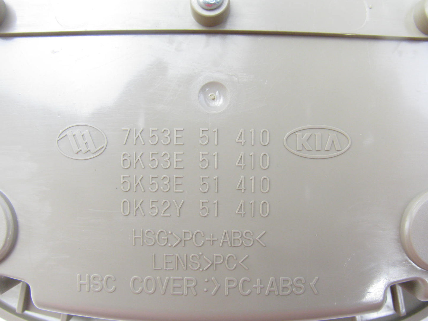 NEW GENUINE Overhead Console & Lamp Map Light Dome Lamp For 2001-05 Kia Sedona