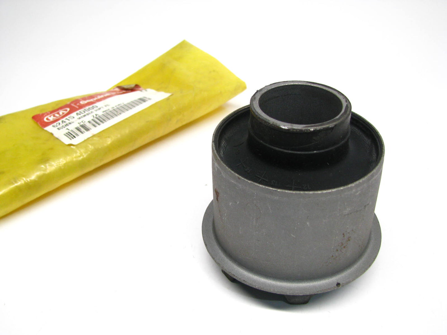 NEW - OEM 624154D000 Engine Cradle Front Bushing For 06-14 Kia Sedona 3.5L 3.8L