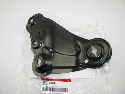 NEW - OEM Front Suspension Right Side Stay Bracket For 15-18 Sedona 62477A9000