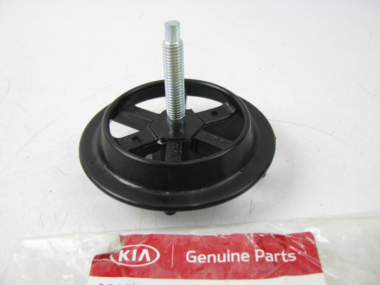 628502K100 Spare Tire Retainer Nut OEM For Kia 2014-2016 Soul
