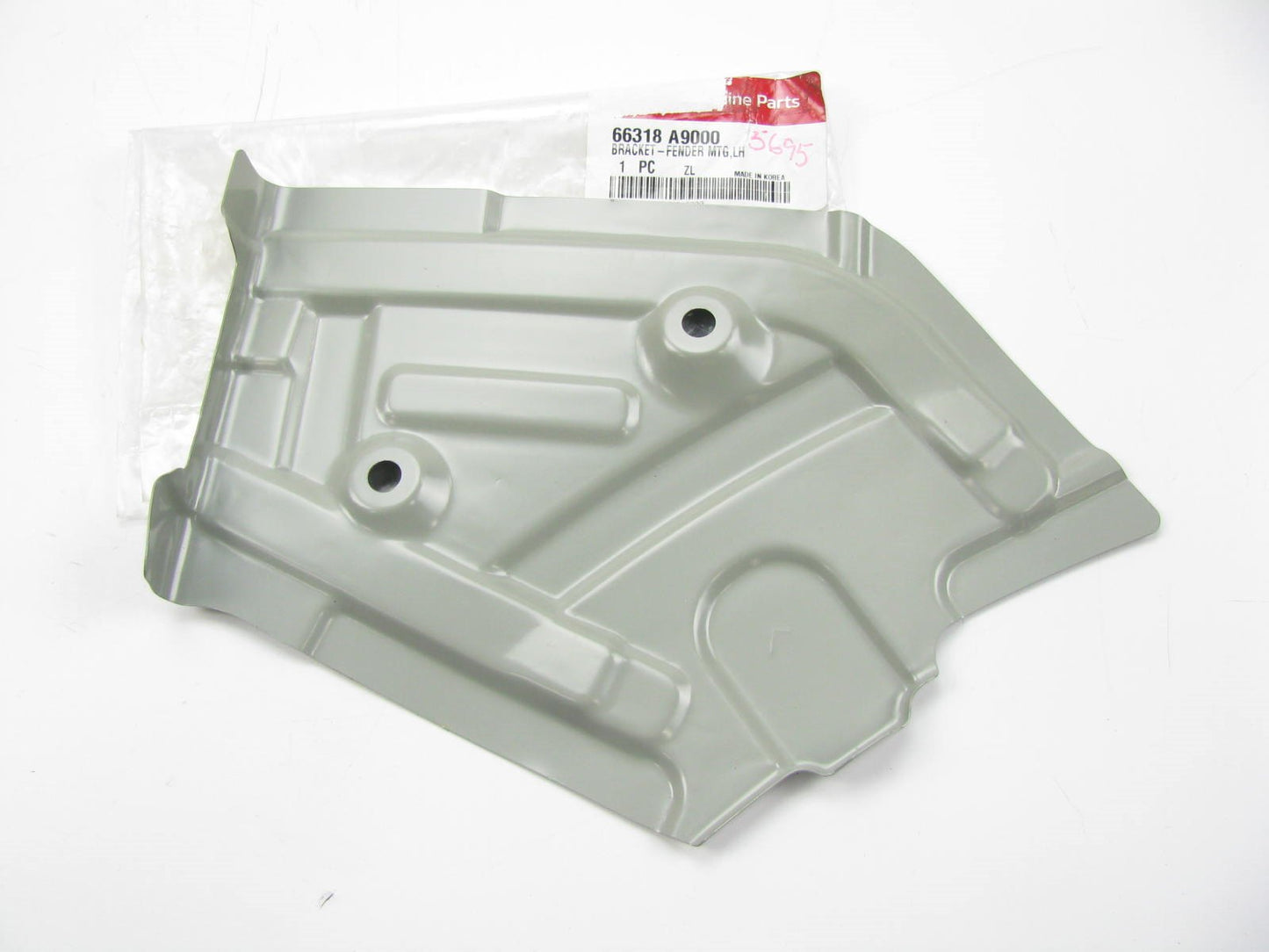 New Genuine LEFT Fender Mounting Bracket OEM For 2015-2016 Sedona 66318A9000