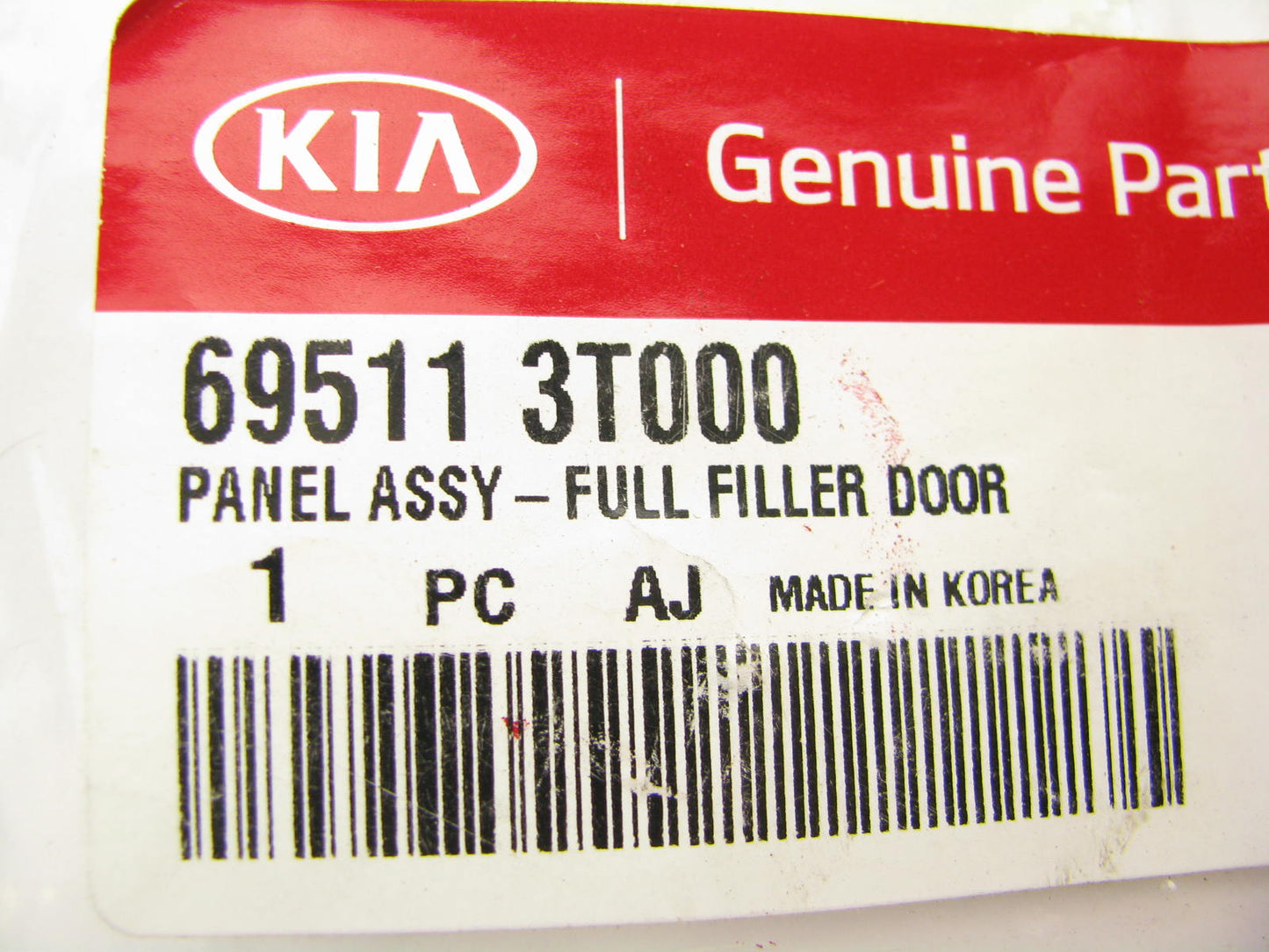 NEW - OEM 695113T000 Fuel Filler Door Lid For 2015-2017 Kia K900