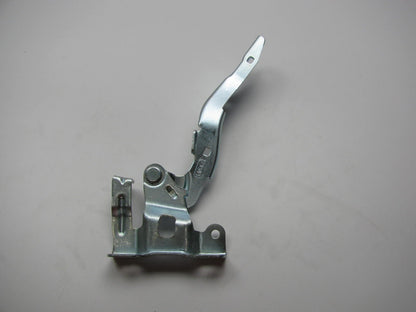 791201D000 Right Hood Hinge OEM For Kia 2007-2010 Rondo