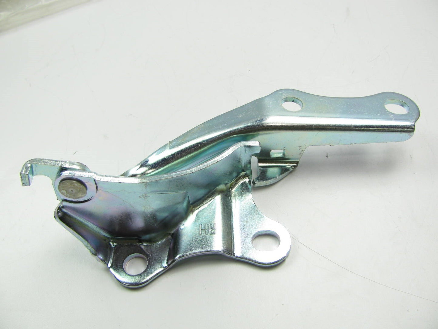 NEW - OEM Genuine Right Side Hood Hinge For 2006-2008 Kia Optima 791202G000
