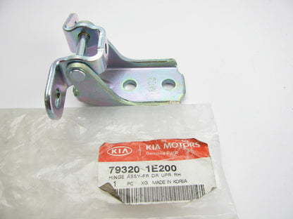 NEW GENUINE Front Upper Right Passengers Door Hinge OEM For 2010-2013 Kia Forte