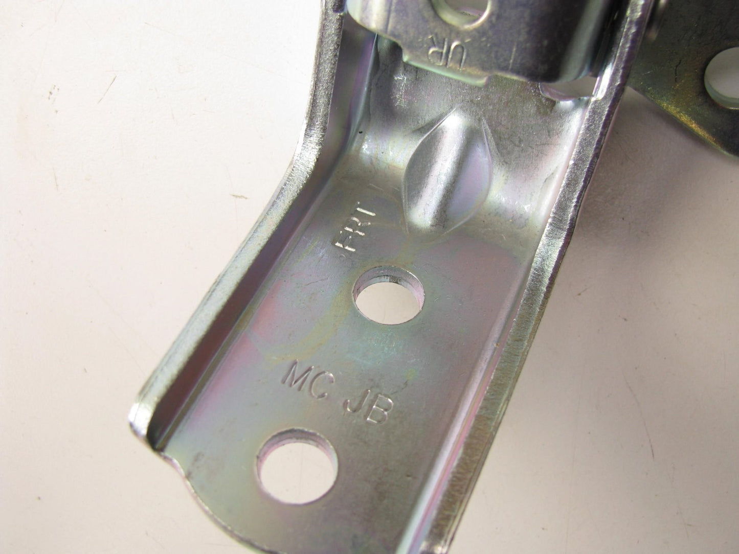 NEW GENUINE Front Right Passengers Door UPPER Hinge OEM For 2006-11 Kia Rio Rio5