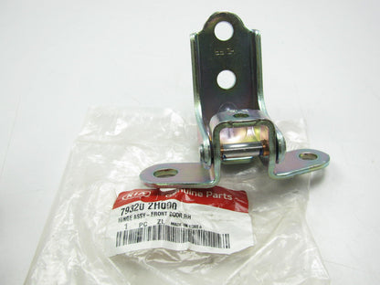 NEW - OEM 793202H000 Front Right Lower Door Hinge For Kia