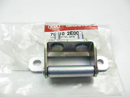 NEW - OEM 797102E000 Liftgate Tail Gate Hinge Assembly
