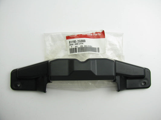 811952G000 Hood Latch Cover OEM For Kia Optima 2006-2010
