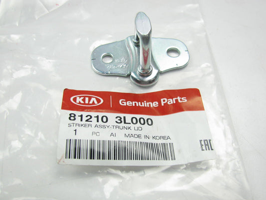 NEW - OEM GENUINE Trunk Deck Lid Stiker For Kia 812103L000