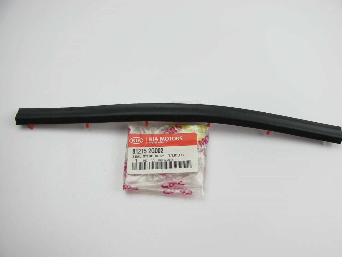 New Left Side Trunk Lid Weatherstrip Seal OEM For 2006-2010 Optima 812152G002