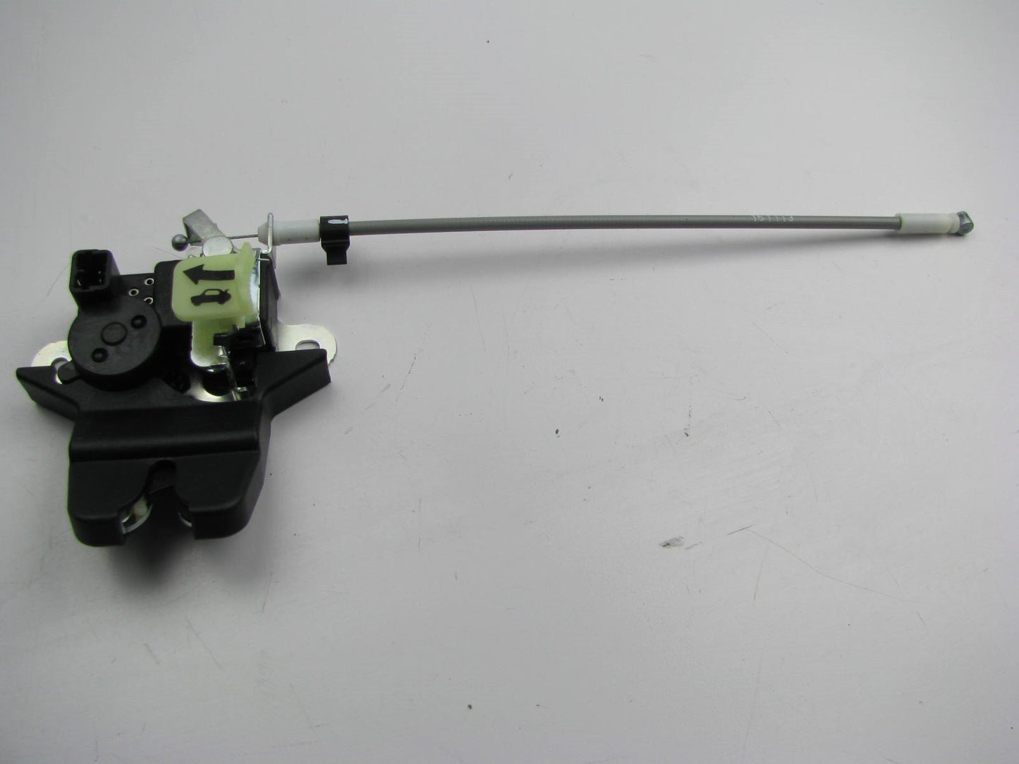 New Genuine Trunk Lock Latch Release Actuator OEM For 2014-16 Cadenza 812303R000