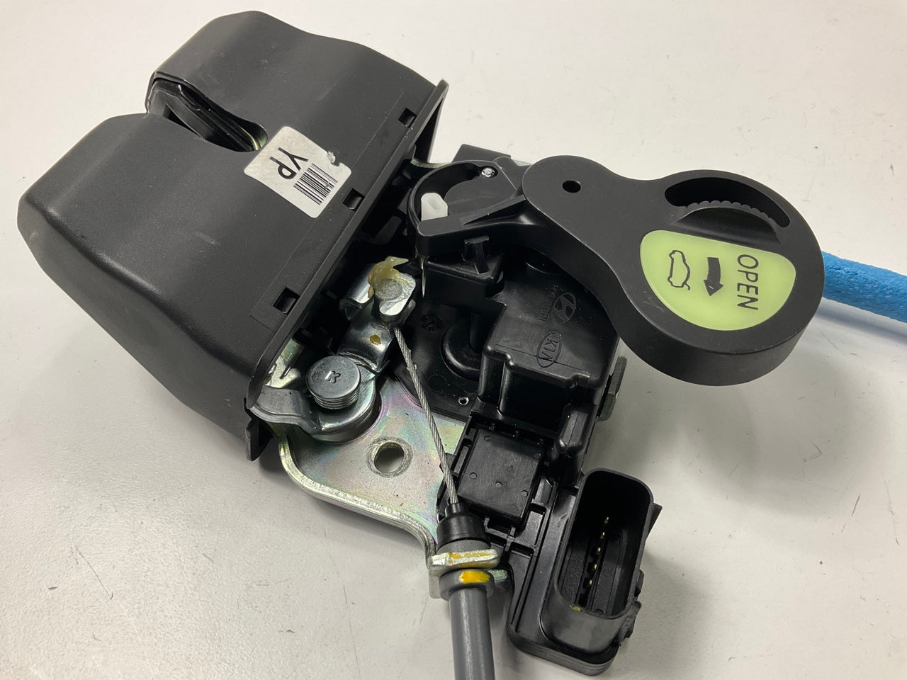 NEW Trunk Lid Latch & Motor OEM For 17-19 Kia Cadenza W/ Power Trunk 81230F6010