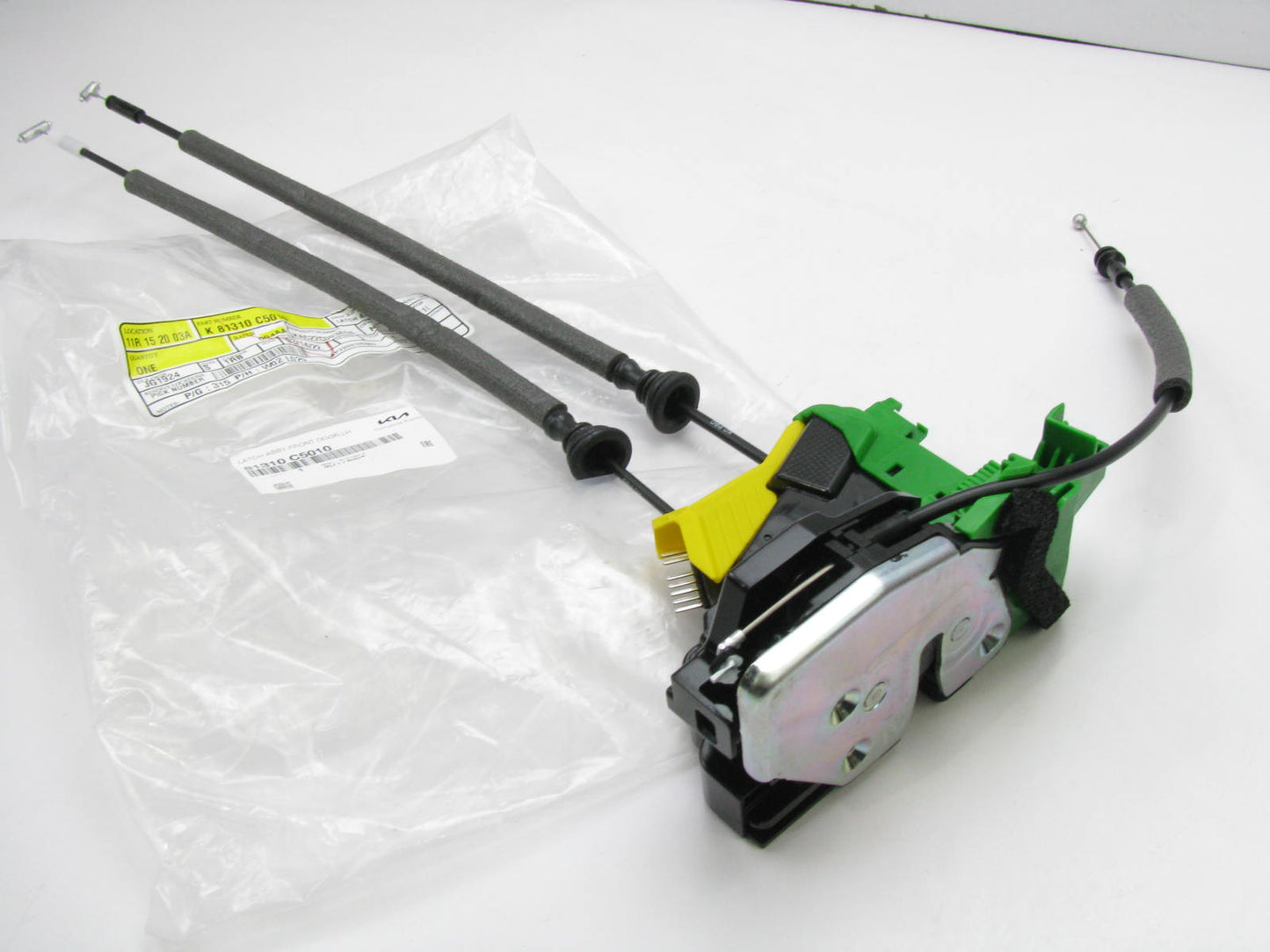 Front Left Door Lock Latch Actuator OEM For 2016-2020 Kia Sorento