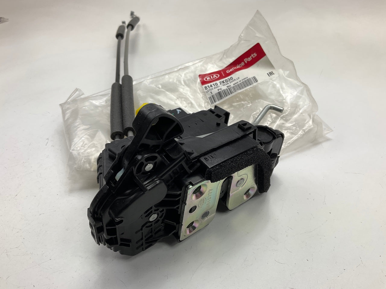 NEW Rear Left Drivers Side Door Latch OEM For 11-13 Kia Soul 814102K030