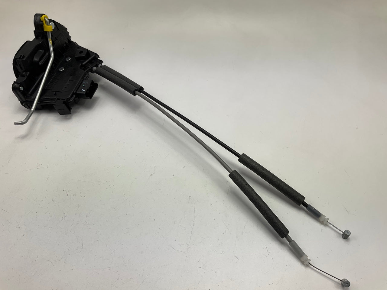 NEW Rear Left Drivers Side Door Latch OEM For 11-13 Kia Soul 814102K030