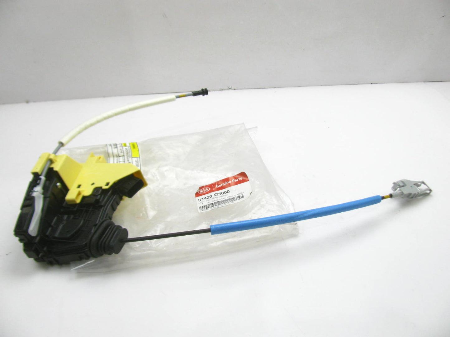 NEW 81420Q5000 REAR RIGHT Door Lock Latch Actuator OEM For 2020-23 Kia Seltos
