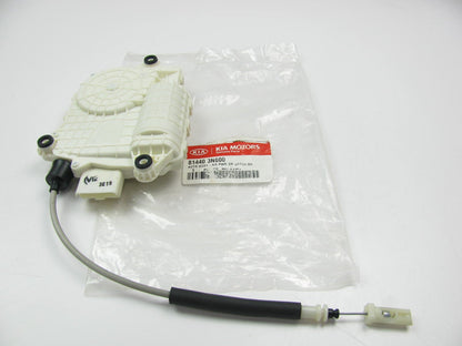 NEW GENUINE Rear Right Power Dook Lock Actuator For 2015 K900, 10-13 Equus