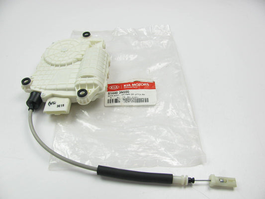 NEW GENUINE Rear Right Power Dook Lock Actuator For 2015 K900, 10-13 Equus