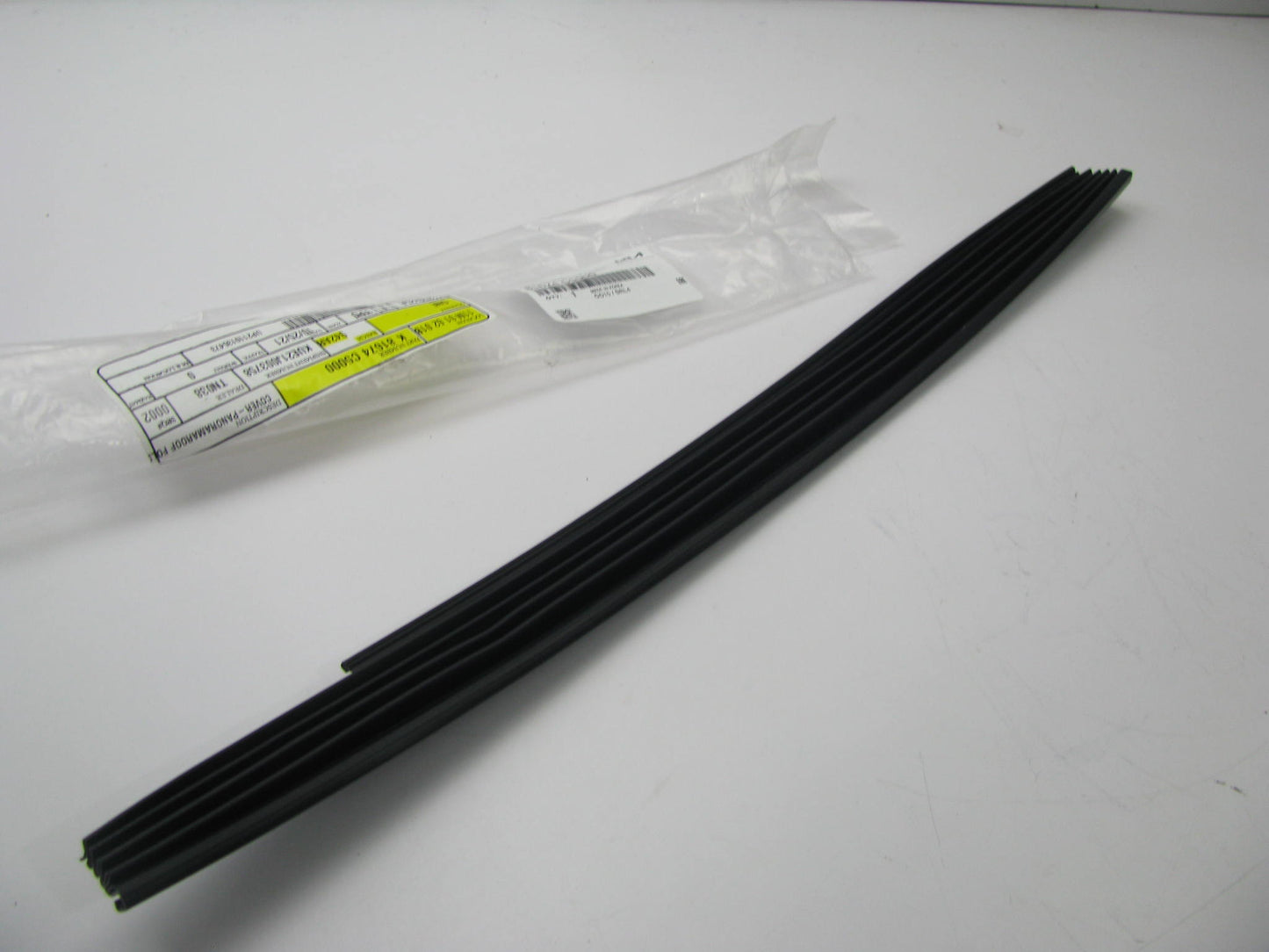 NEW Panoramic Sunroof Sun Roof Right Moulding Cover OEM For 2016-20 Kia Sorento