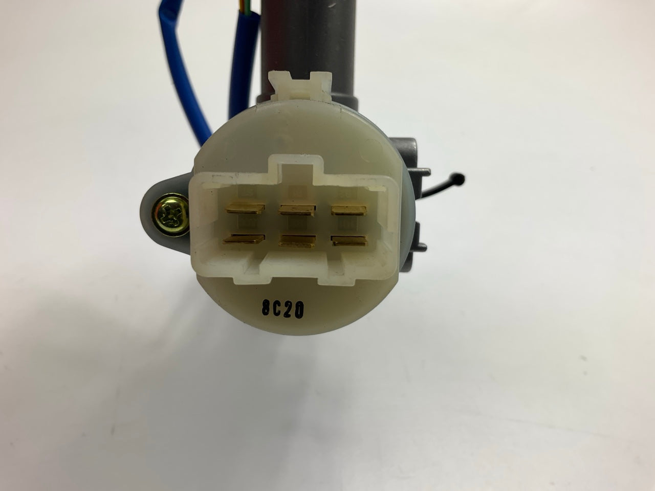 NEW Ignition Lock Cylinder W/ Keys OEM For 2003-2006 Kia Sorento 819053E200