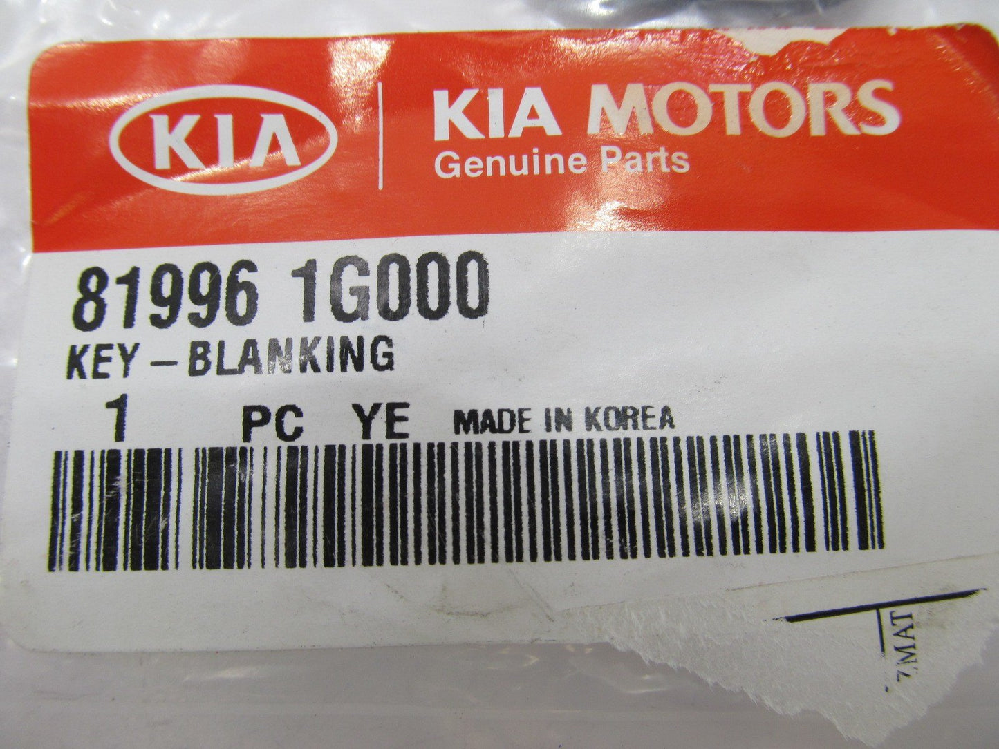 UNCUT Genuine OEM Factory New Key Blank For 2005-2011 Kia Rio  819961G000